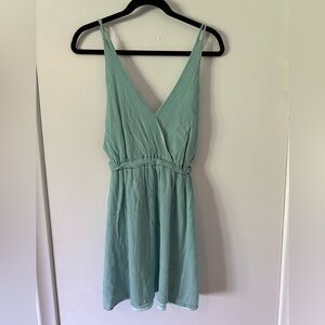 Women’s backless dress